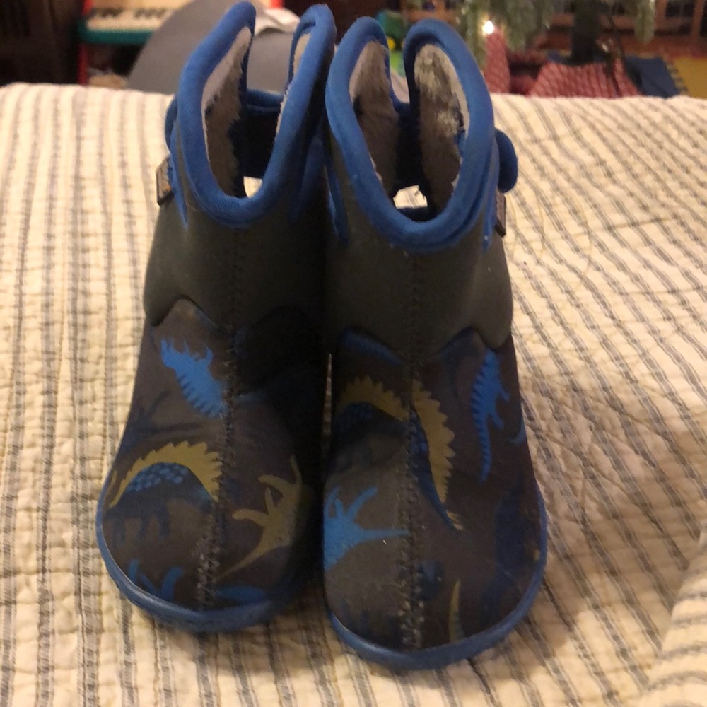 Baby Bogs - size 6